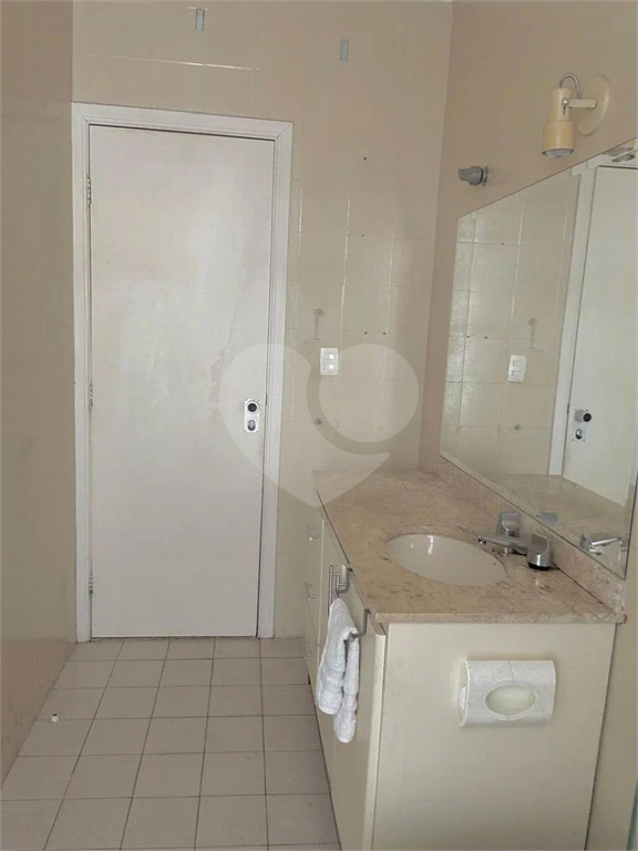 Apartamento exclusivo na parte plana dos Jardins - 3 dorms (1 suíte), 1 vaga - Andar alto