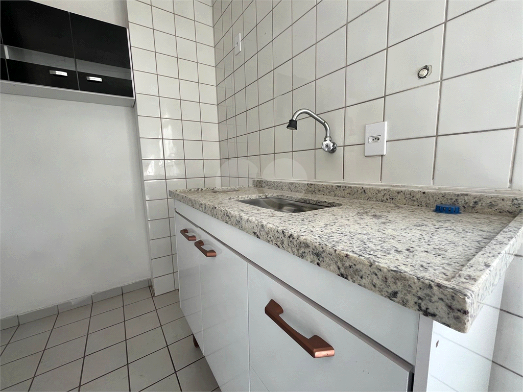 Apartamento à venda com 2 quartos, 50m² - Foto 9
