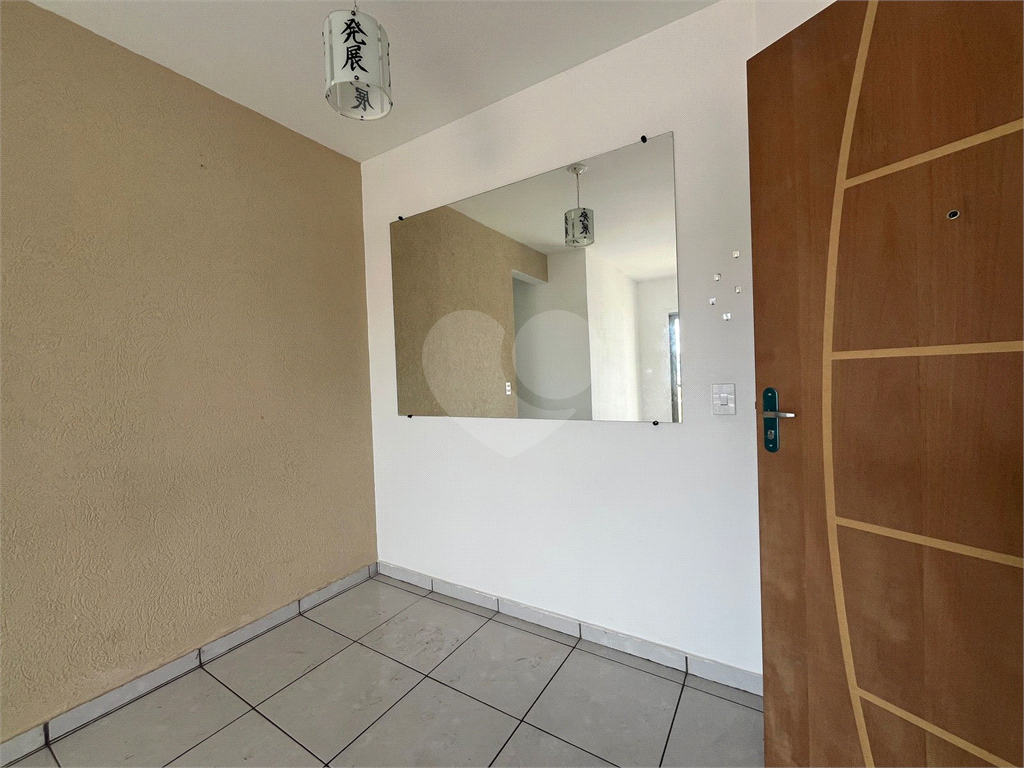 Apartamento à venda com 2 quartos, 50m² - Foto 4