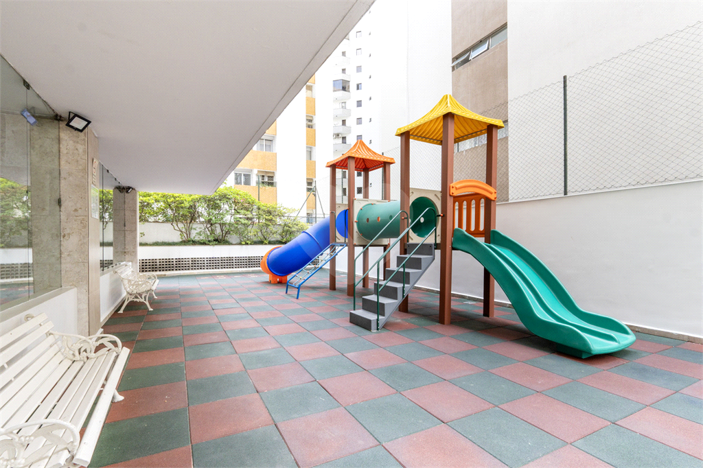 Condomínio Clube e Perfeito para sua Família na Rua Abílio Soares!