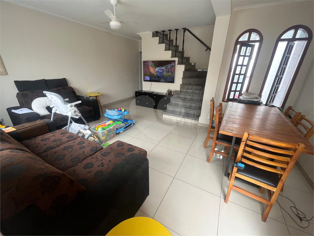  **SOBRADO À VENDA | 3 DORMITÓRIOS | 3 VAGAS | 147m² | PONTE GRANDE – GUARULHOS**  