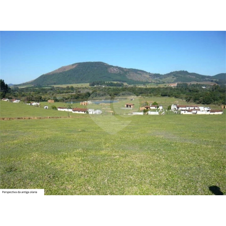 ÁREA DE TERRA em JARDIM ÁGUAS CLARAS