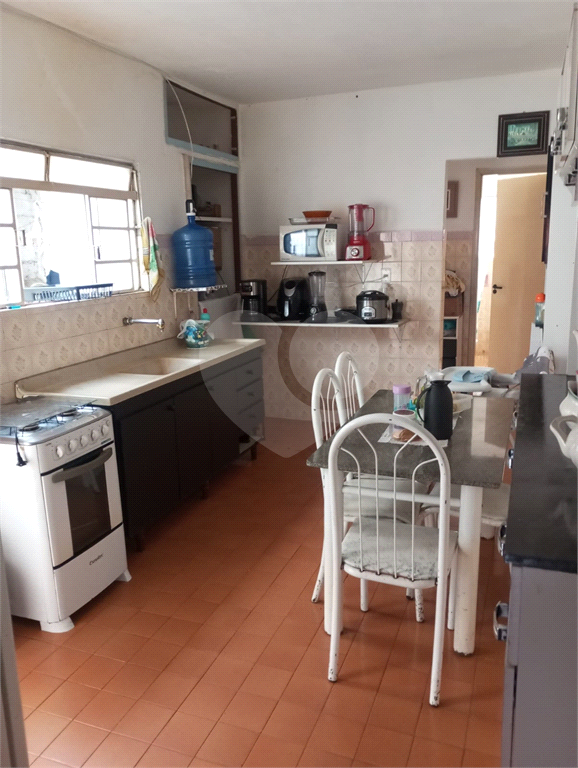 Casa à venda com 2 quartos, 129m² - Foto 2