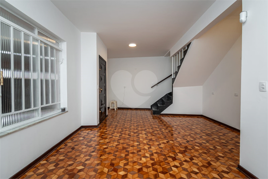 CASA em VILA MADALENA