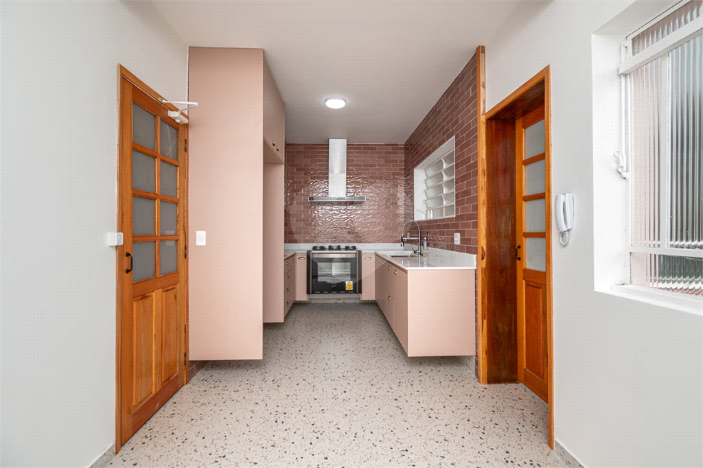 CASA em VILA MADALENA