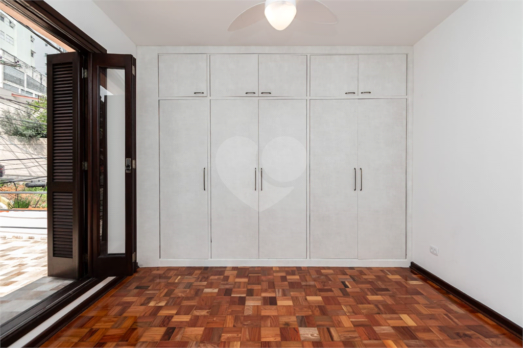 CASA em VILA MADALENA
