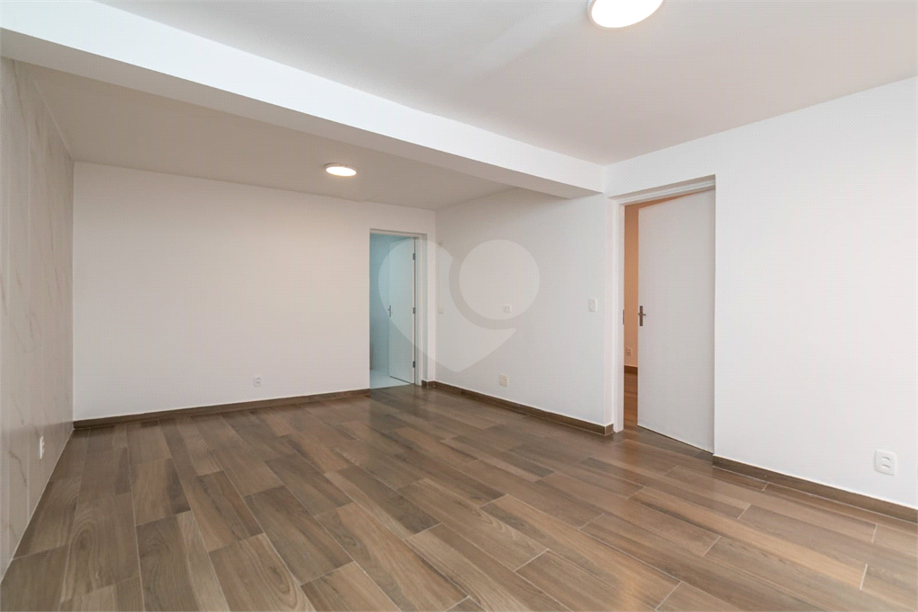 CASA em VILA MADALENA