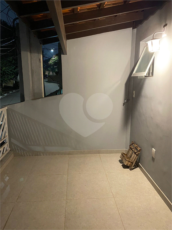**SOBRADO À VENDA | 117 M² | 2 DORMITÓRIOS (1 SUÍTE) | 2 VAGAS NA SANTA MENA!**  
