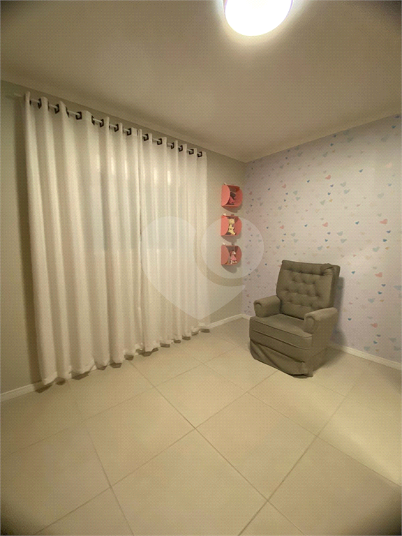 **SOBRADO À VENDA | 117 M² | 2 DORMITÓRIOS (1 SUÍTE) | 2 VAGAS NA SANTA MENA!**  