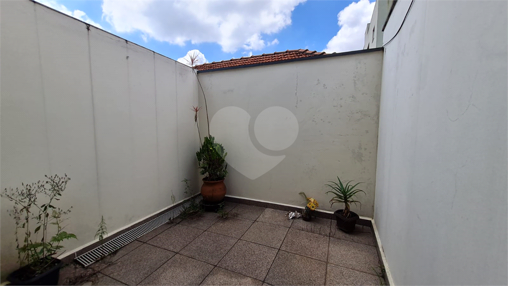 Sobrado à venda | 210 m² | 3 quartos (1 suíte) | 2 vagas na Vila Pedro Moreira!