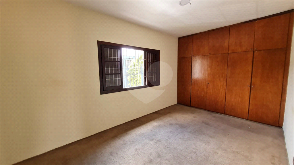 Sobrado à venda | 210 m² | 3 quartos (1 suíte) | 2 vagas na Vila Pedro Moreira!