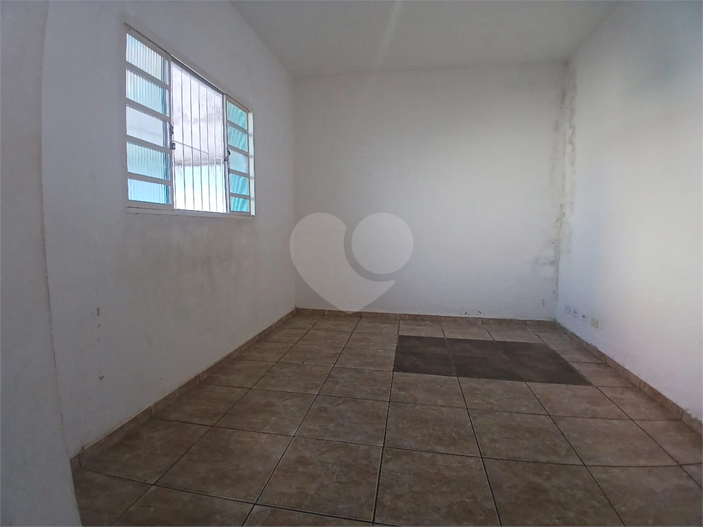 Casa à venda com 2 quartos, 70m² - Foto 5
