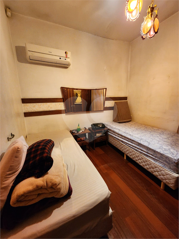 Casa térrea no Jardim Virgínia Bianca  Zona Norte 2 dormitórios, sendo 1 suíte com closet