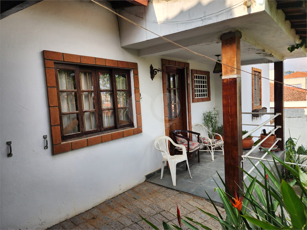 Casa térrea no Jardim Virgínia Bianca  Zona Norte 2 dormitórios, sendo 1 suíte com closet