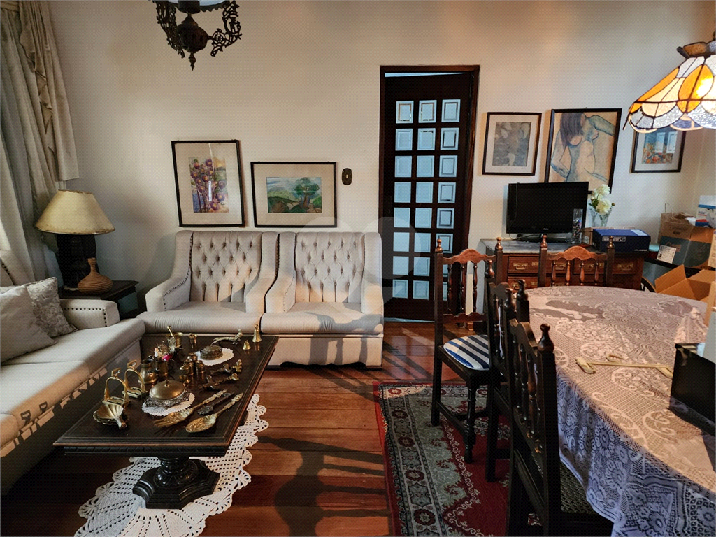 Casa térrea no Jardim Virgínia Bianca  Zona Norte 2 dormitórios, sendo 1 suíte com closet