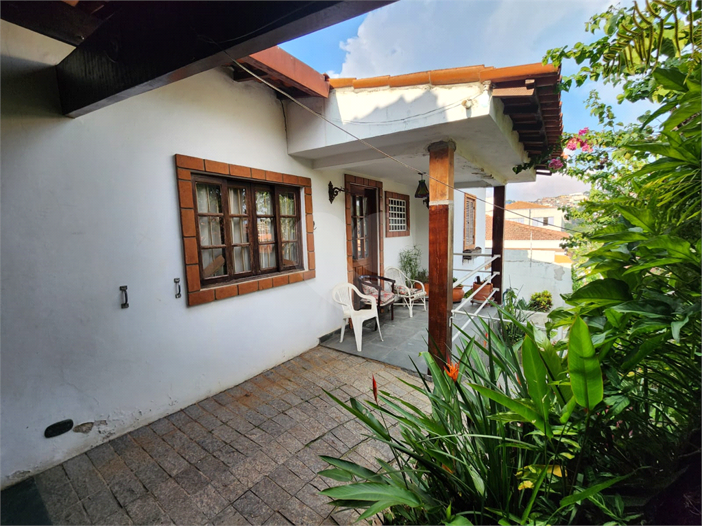 Casa térrea no Jardim Virgínia Bianca  Zona Norte 2 dormitórios, sendo 1 suíte com closet