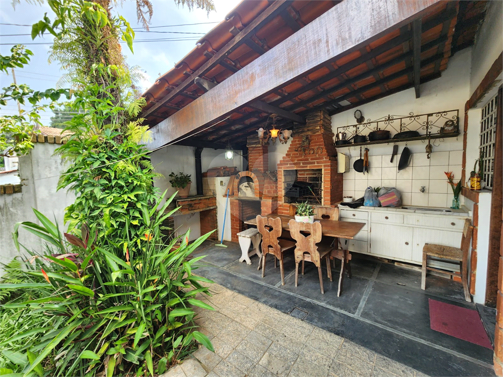 Casa térrea no Jardim Virgínia Bianca  Zona Norte 2 dormitórios, sendo 1 suíte com closet