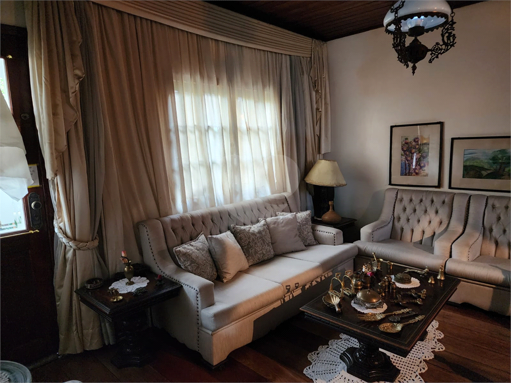 Casa térrea no Jardim Virgínia Bianca  Zona Norte 2 dormitórios, sendo 1 suíte com closet