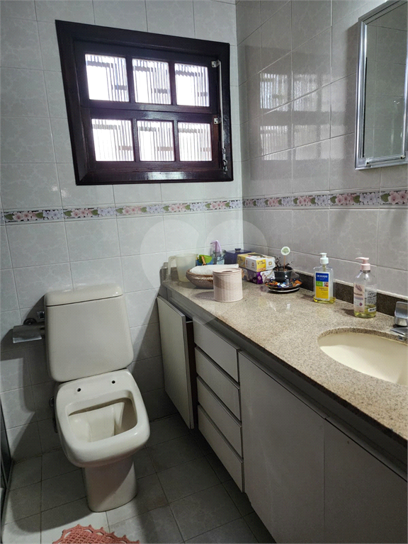 Casa térrea no Jardim Virgínia Bianca  Zona Norte 2 dormitórios, sendo 1 suíte com closet