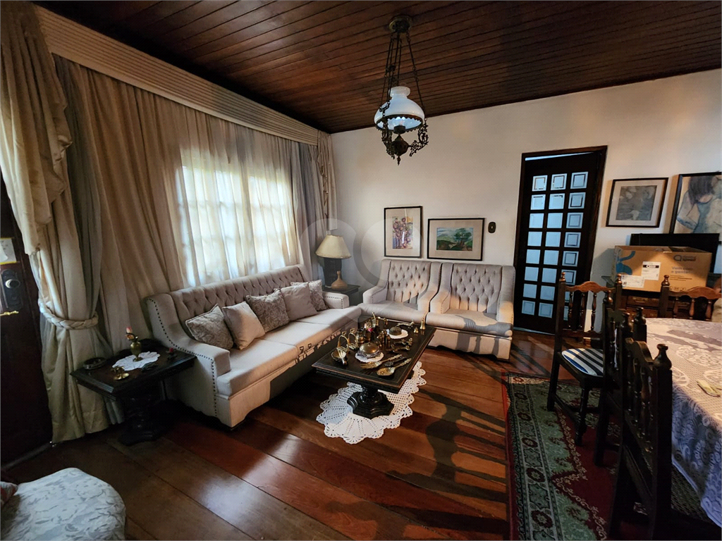 Casa térrea no Jardim Virgínia Bianca  Zona Norte 2 dormitórios, sendo 1 suíte com closet