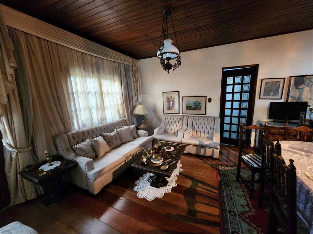 Casa térrea no Jardim Virgínia Bianca  Zona Norte 2 dormitórios, sendo 1 suíte com closet