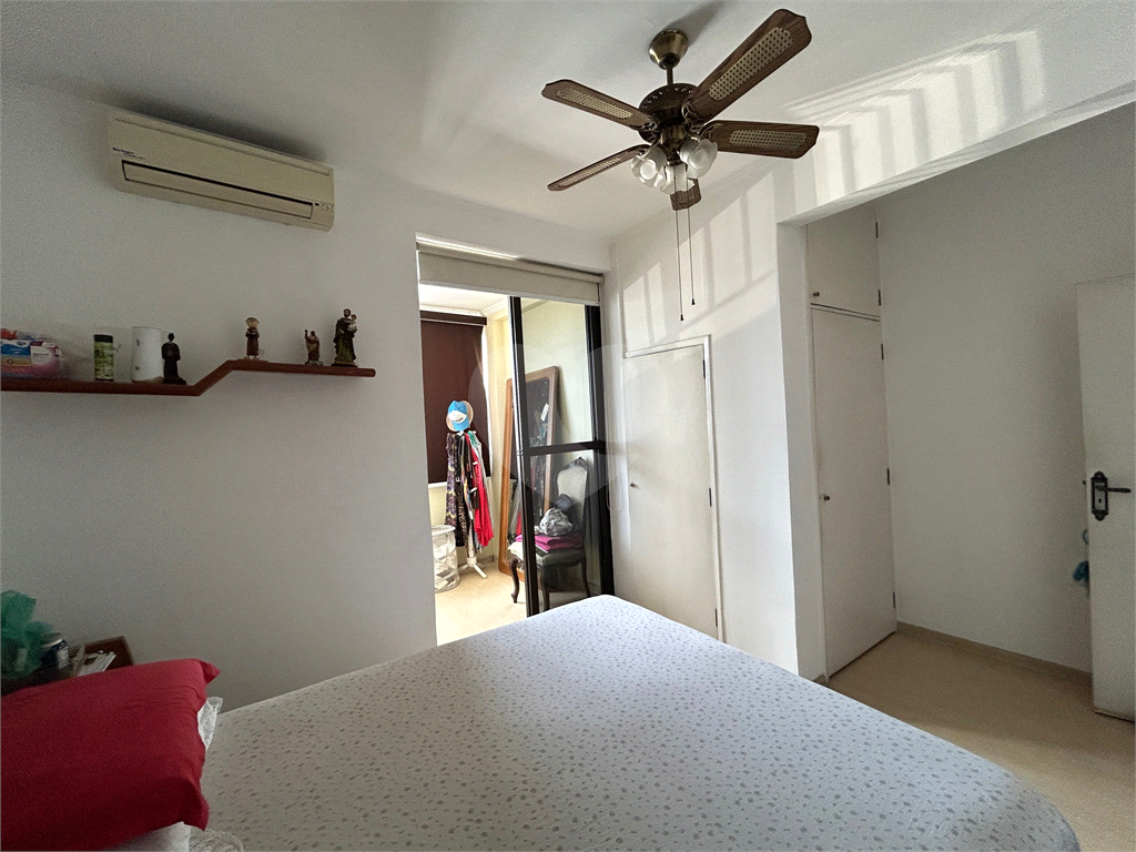 Apartamento de 120 m2 com Portaria 24hs em andar alto