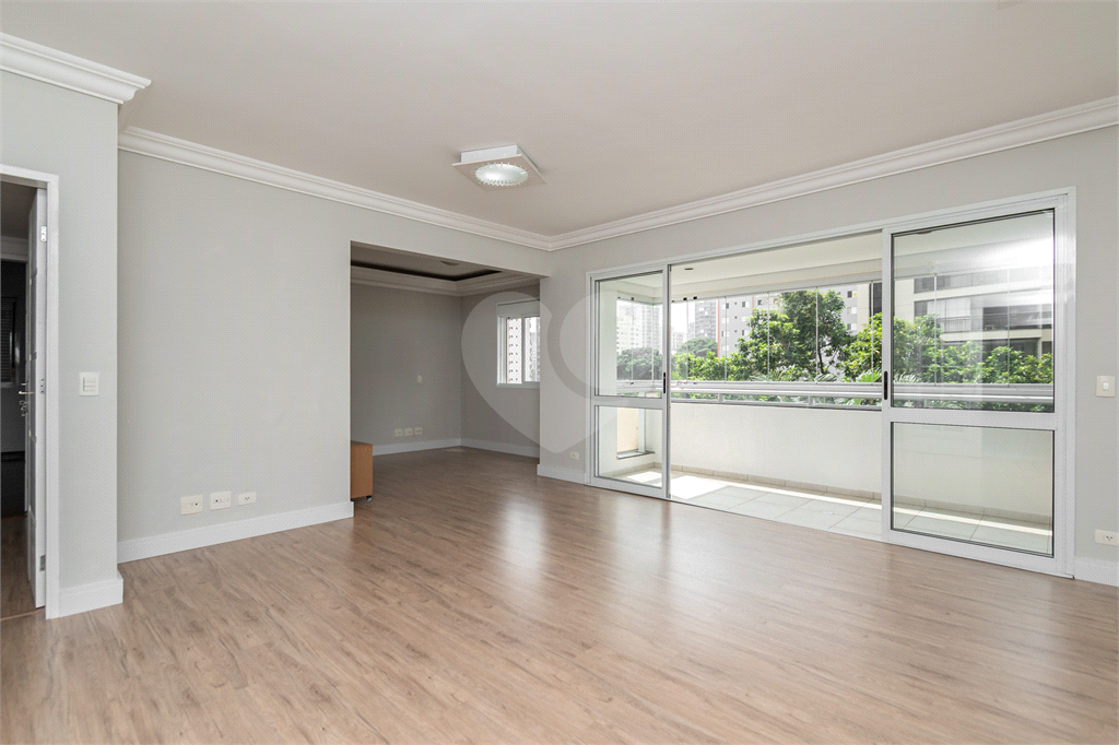 Apartamento com 3 quartos sendo 2 suites - Excelente localização em Perdizes