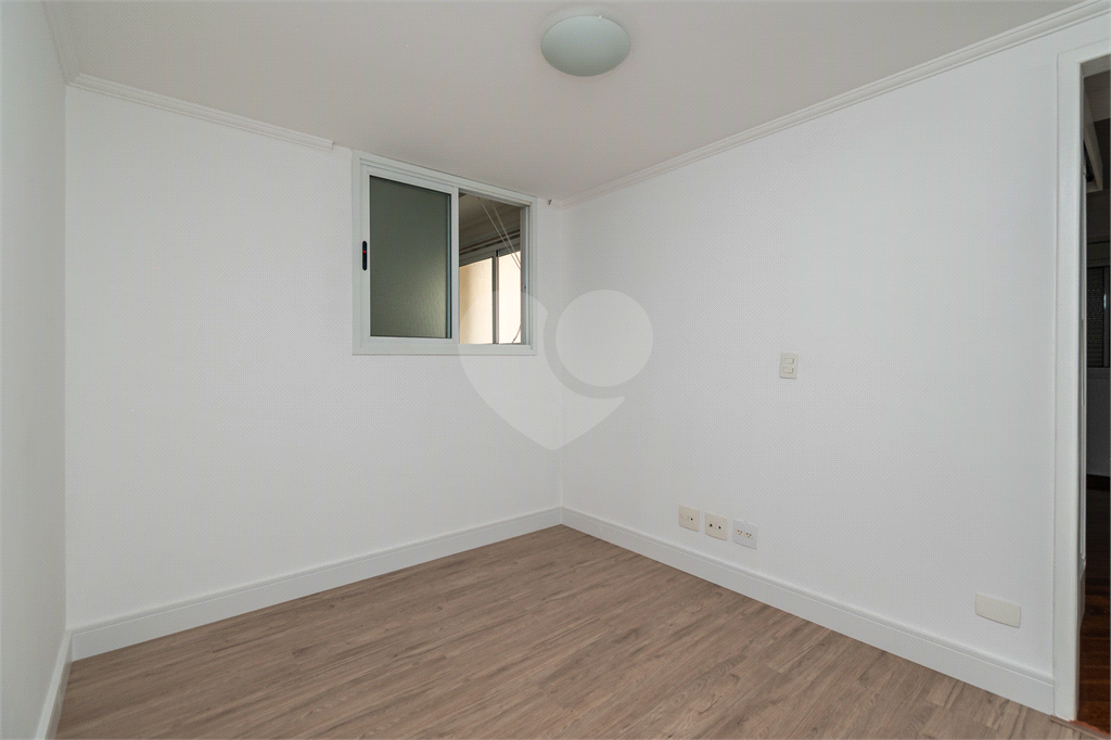 Apartamento com 3 quartos sendo 2 suites - Excelente localização em Perdizes