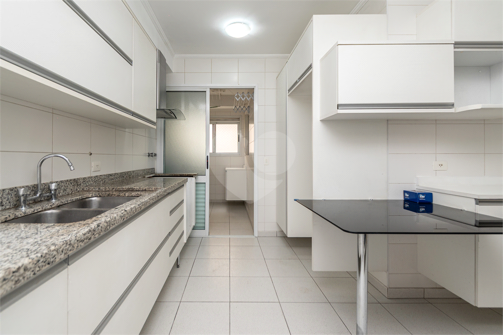 Apartamento com 3 quartos sendo 2 suites - Excelente localização em Perdizes