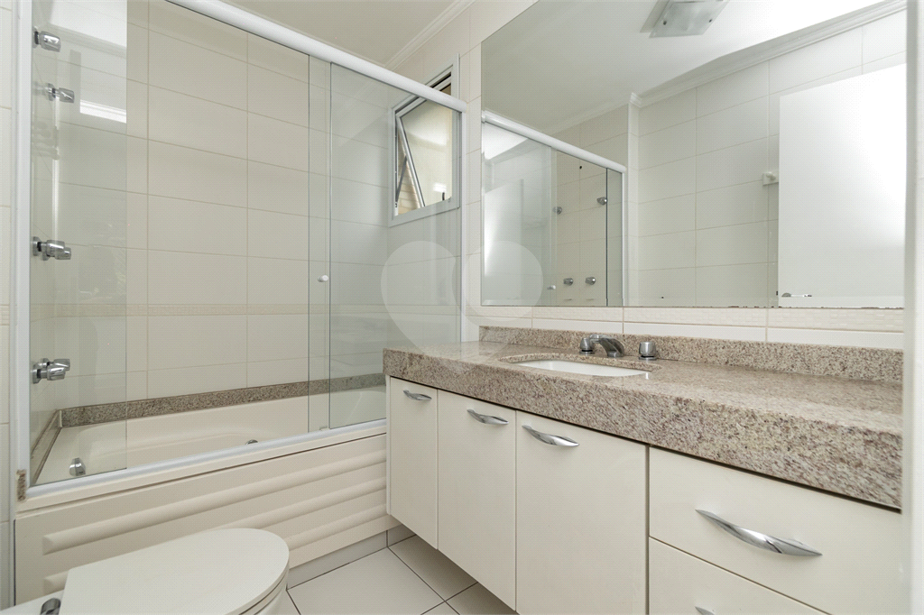 Apartamento com 3 quartos sendo 2 suites - Excelente localização em Perdizes