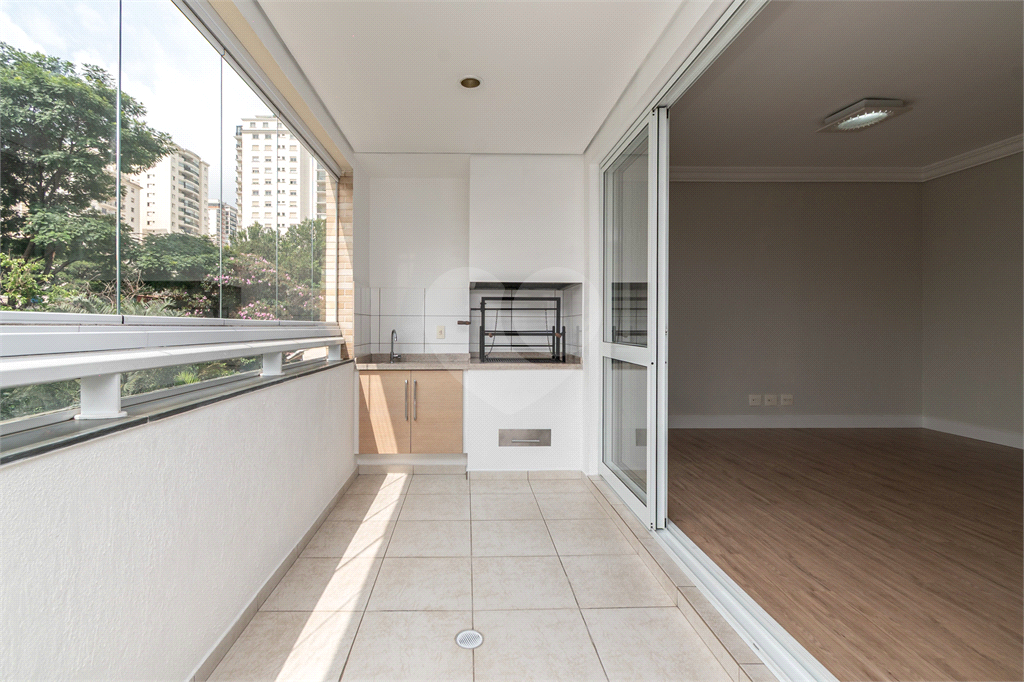 Apartamento com 3 quartos sendo 2 suites - Excelente localização em Perdizes