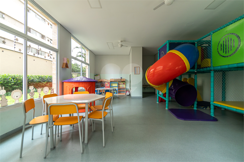 Apartamento com 3 quartos sendo 2 suites - Excelente localização em Perdizes