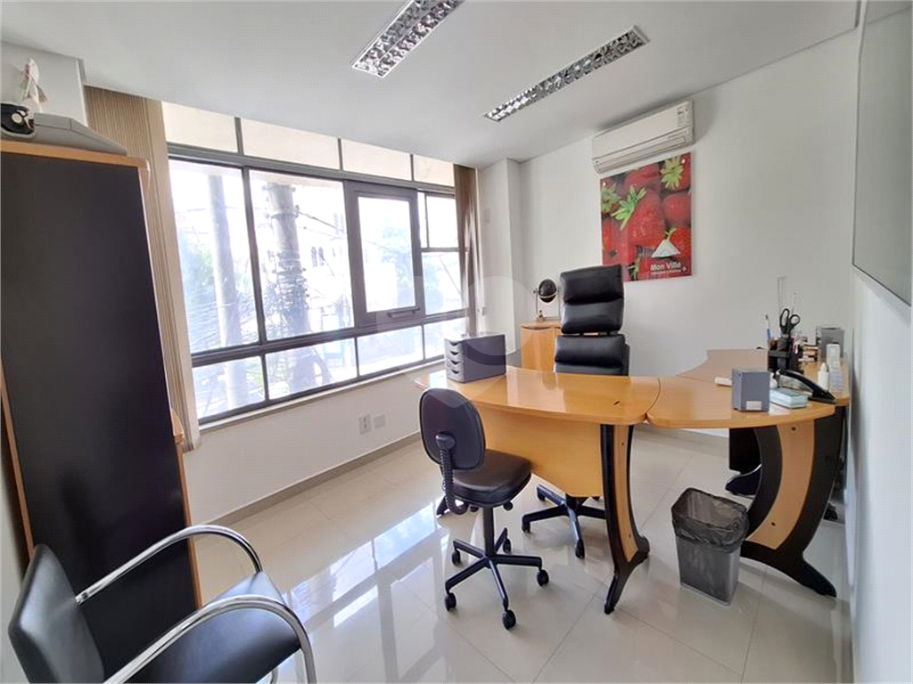 Conjunto Comercial-Sala à venda com 1 quarto, 85m² - Foto 8