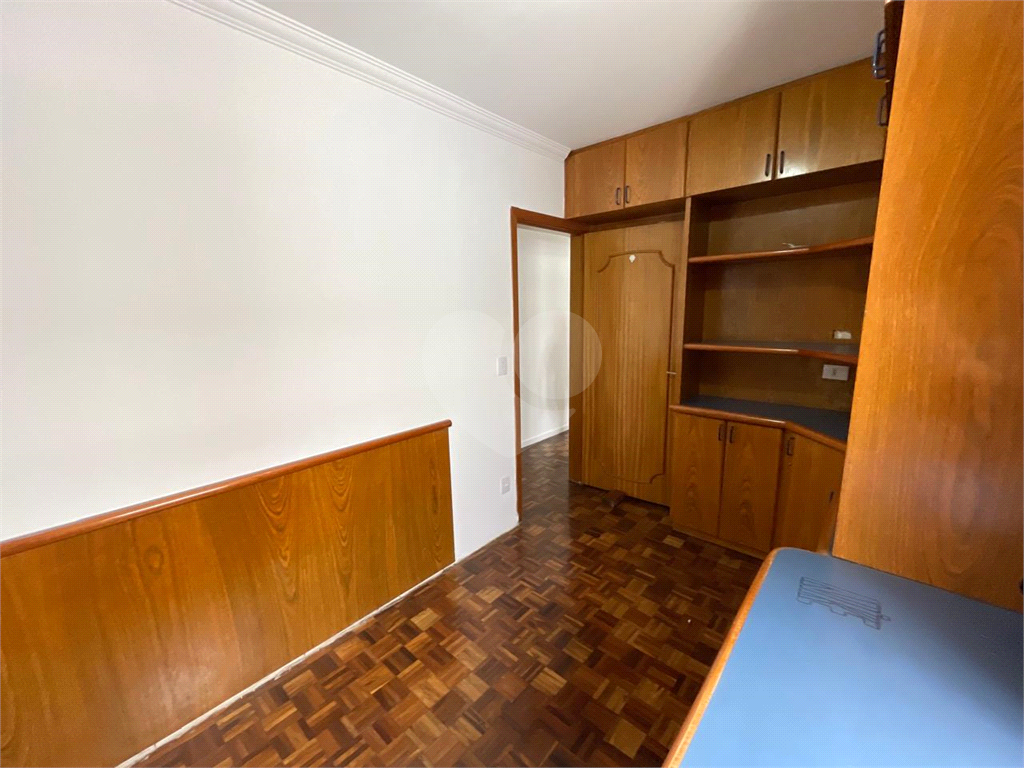 Sobrado Jardim Temembé/Vila Arnoni, 03 dormitórios, 1 suíte.