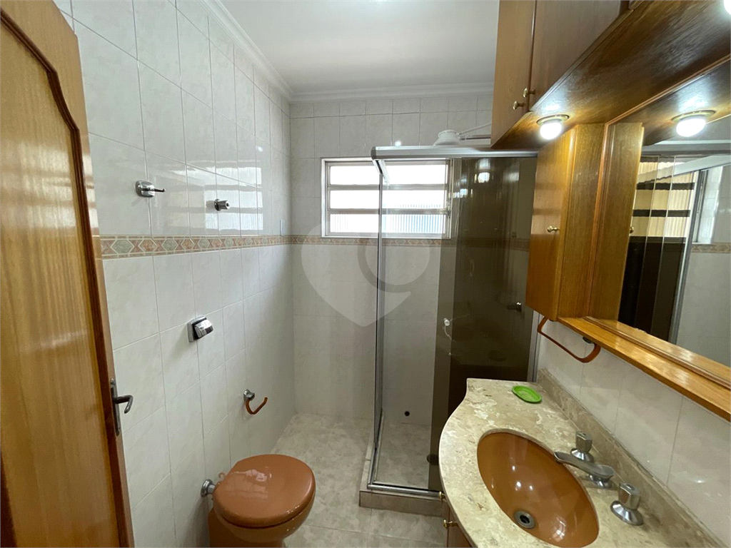Sobrado Jardim Temembé/Vila Arnoni, 03 dormitórios, 1 suíte.