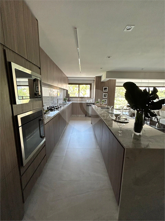 Apto novo à venda | 180 m² | 4 Quartos | 4 suítes | 3 vagas em Perdizes