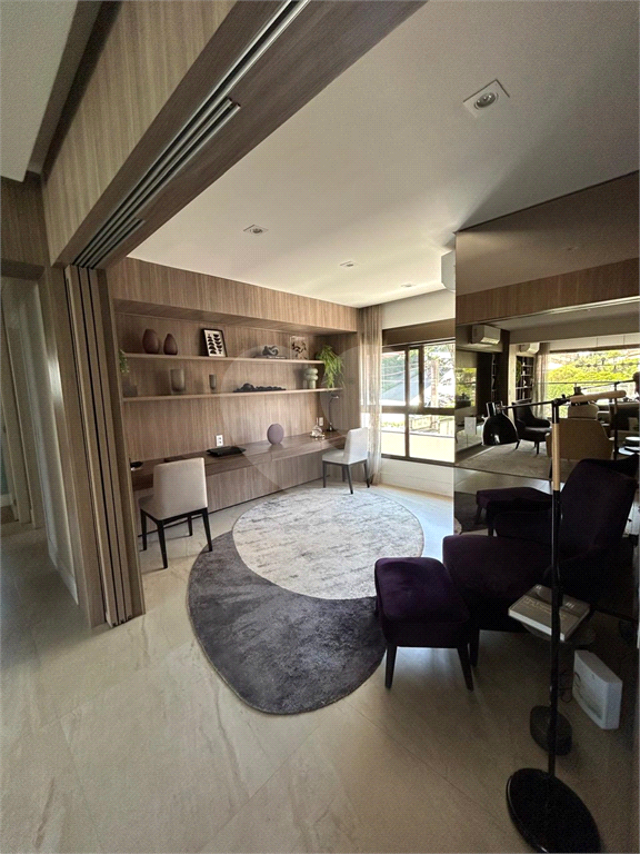Apto novo à venda | 180 m² | 4 Quartos | 4 suítes | 3 vagas em Perdizes