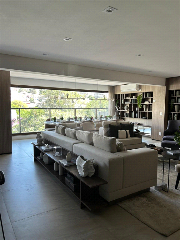 Apto novo à venda | 180 m² | 4 Quartos | 4 suítes | 3 vagas em Perdizes