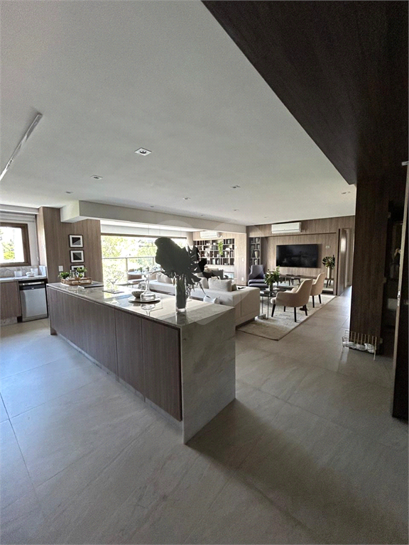 Apto novo à venda | 180 m² | 4 Quartos | 4 suítes | 3 vagas em Perdizes