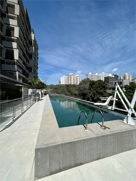 Apto novo à venda | 180 m² | 4 Quartos | 4 suítes | 3 vagas em Perdizes