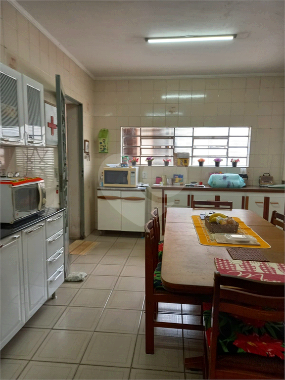 Casa à venda com 3 quartos, 346m² - Foto 12