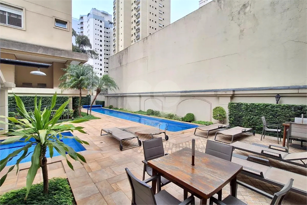 APARTAMENTO em PERDIZES