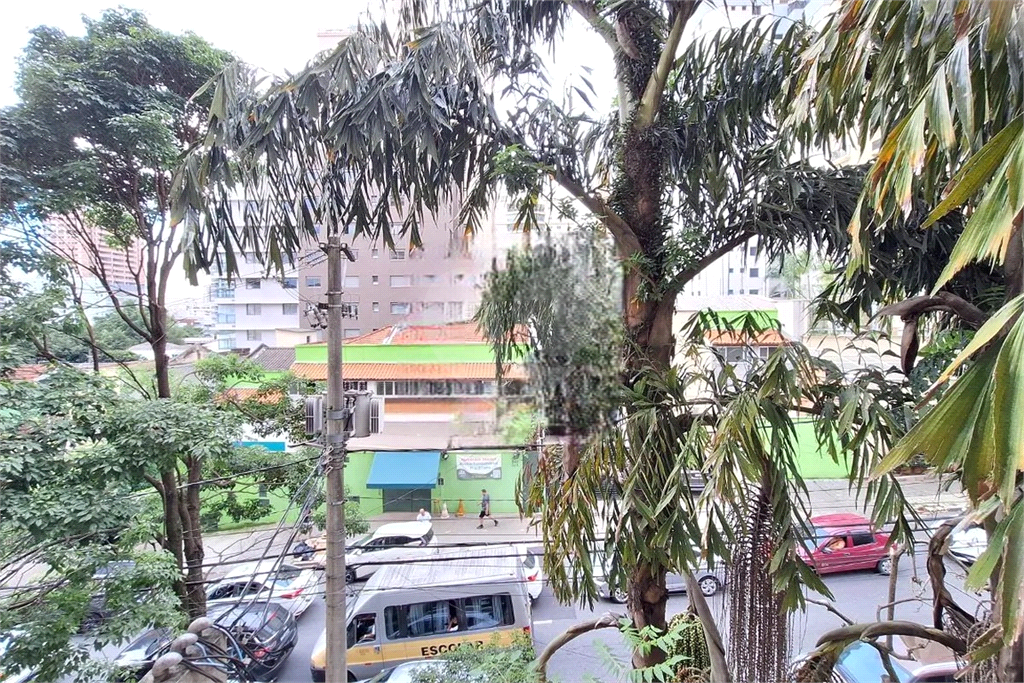 APARTAMENTO em PERDIZES