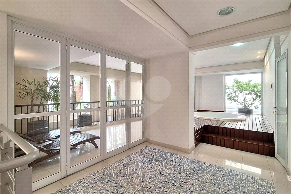 APARTAMENTO em PERDIZES