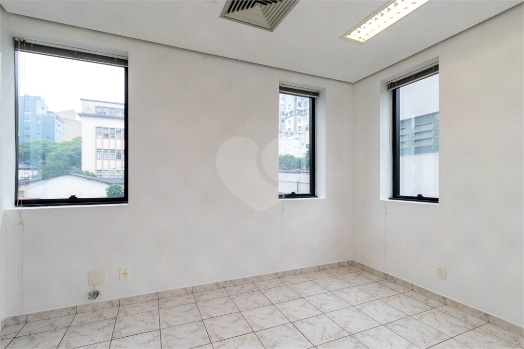 SALAS em VILA CLEMENTINO