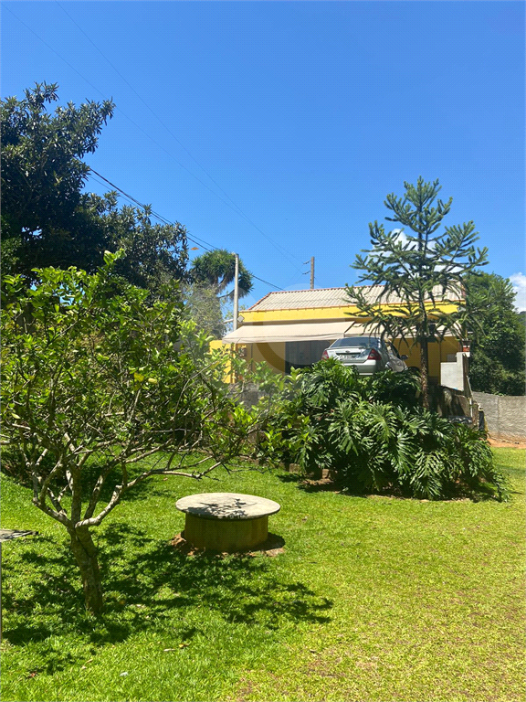 Vende-se chácara com lago Nazare Paulista com 3.000 m² 
