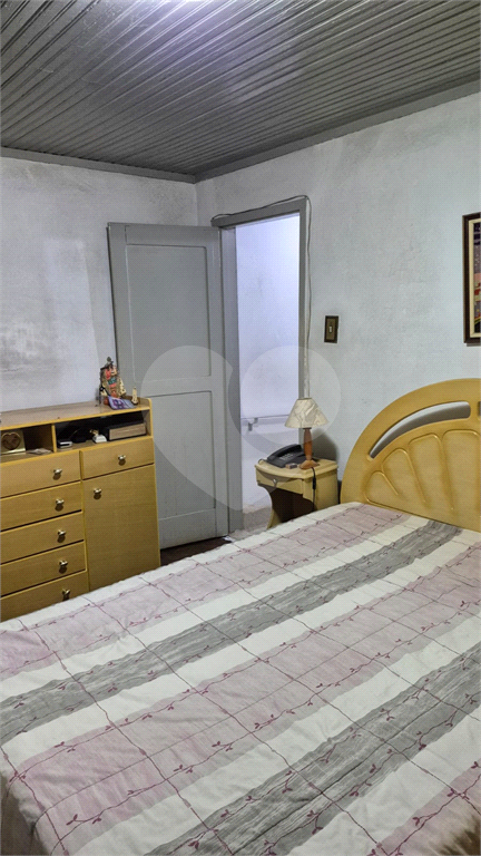 Sobrado com dois quartos a venda no Jardim Tremembé.