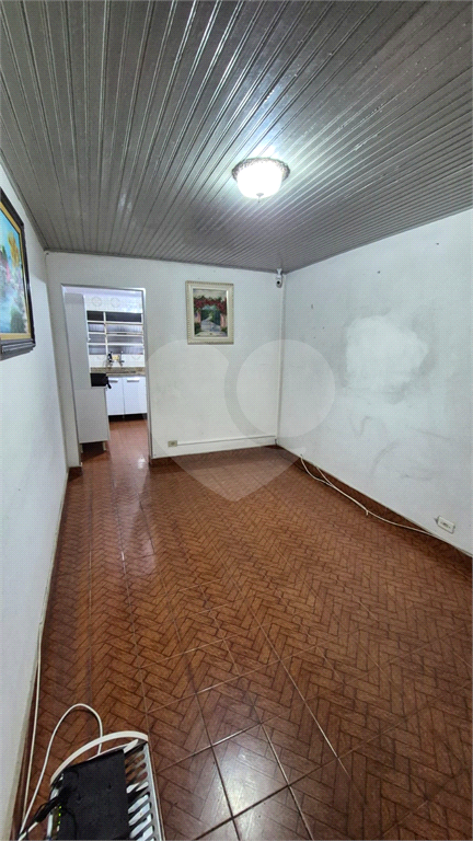 Sobrado com dois quartos a venda no Jardim Tremembé.
