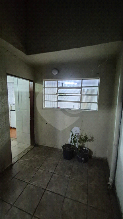 Sobrado com dois quartos a venda no Jardim Tremembé.