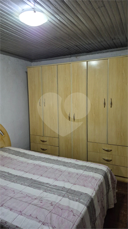 Sobrado com dois quartos a venda no Jardim Tremembé.